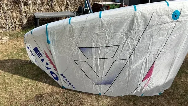 Cometa de kitesurf Duotone Evo SLS de 7 metros · foto 3